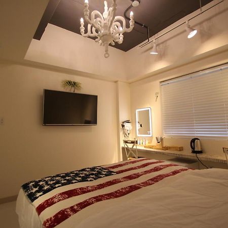 The First Snow Hotel Daegu Esterno foto